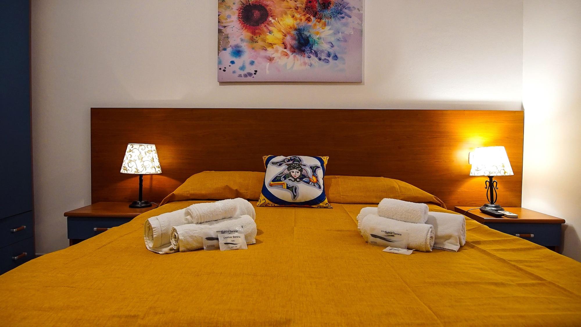 Baia Di Naxos Aparthotel Giardini Naxos Bagian luar foto